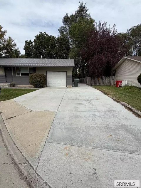 Exterior - 360 Summer St, Rigby, ID 83442 photo 1 of 8