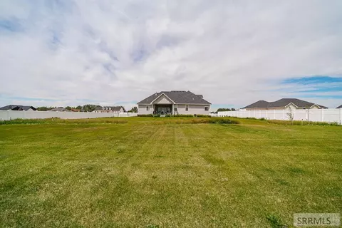 Exterior - 4116 E 206 N, Rigby, ID 83442 photo 7 of 10