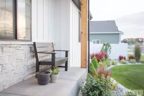 Exterior - 4900 Torcello Dr, Ammon, ID 83406 photo 5 of 5