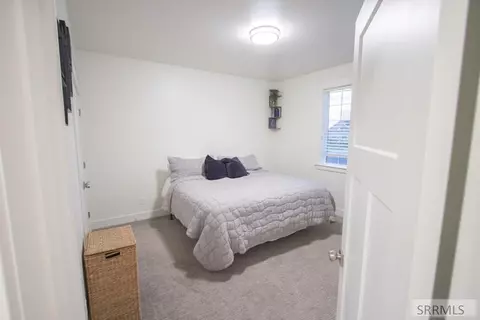 Bedroom - 4900 Torcello Dr, Ammon, ID 83406 photo 3 of 6