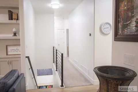 Entry Way - 4900 Torcello Dr, Ammon, ID 83406 photo 5 of 15