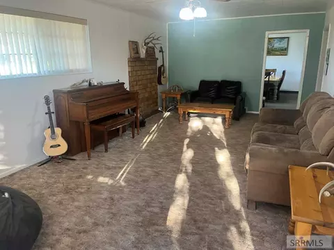 Living - 906 S Main St, Grace, ID 83241 photo 1 of 2