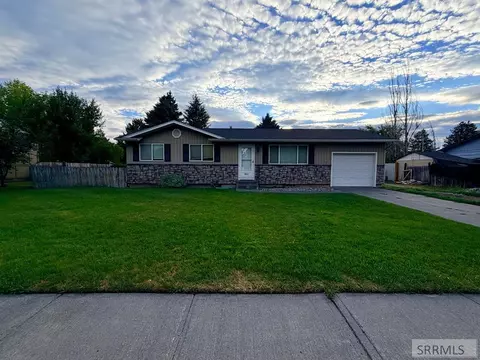 362 Maurine Dr, Idaho Falls, ID 83401
