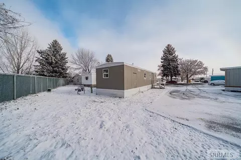 2930 S Yellowstone Hwy # 9, Idaho Falls, ID 83404
