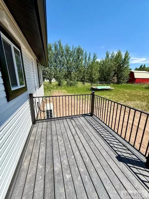 Exterior - 32 E Cedar St, Parker, ID 83438 photo 4 of 5