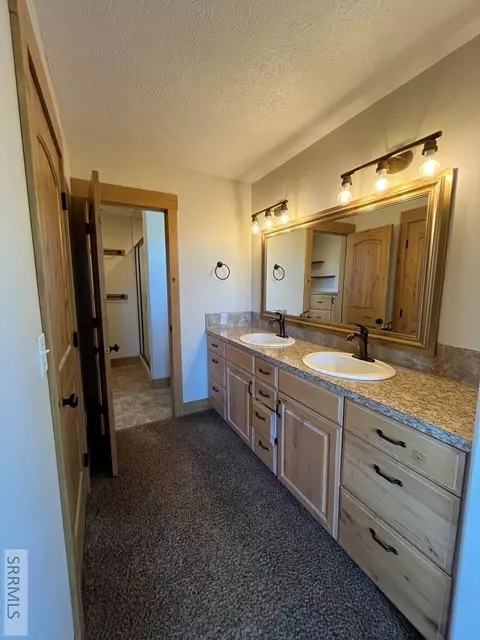 Bath - 1984 E 183 N, Rexburg, ID 83440 photo 3 of 6