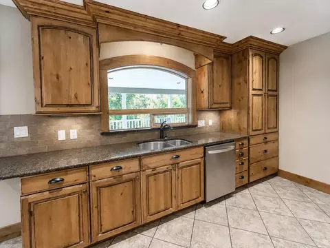 Kitchen - 1984 E 183 N, Rexburg, ID 83440 photo 3 of 6
