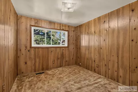 Bedroom - 646 E 4th N, Saint Anthony, ID 83445 photo 7 of 8