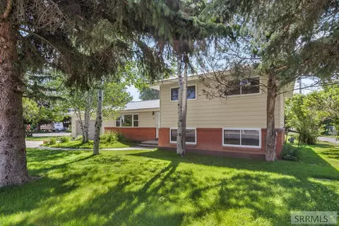 Exterior - 646 E 4th N, Saint Anthony, ID 83445 photo 1 of 7