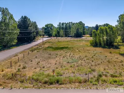 4692 E 250 N, Rigby, ID 83442 photo 2