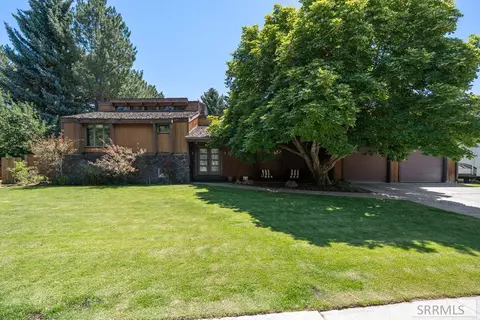 2795 Surrey Ln, Idaho Falls, ID 83404
