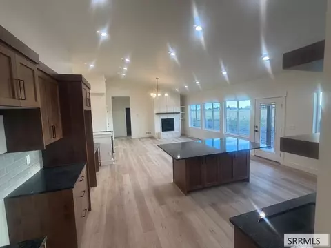 Kitchen - 275 N 2340 E, Saint Anthony, ID 83445 photo 2 of 3
