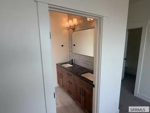 Bath - 275 N 2340 E, Saint Anthony, ID 83445 photo 3 of 3