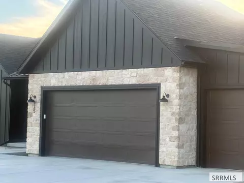 Exterior - 275 N 2340 E, Saint Anthony, ID 83445 photo 3 of 3