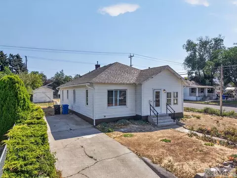1004 N Grant Ave, Pocatello, ID 83204