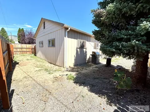 Exterior - 129 Monroe St, Salmon, ID 83467 photo 1 of 4