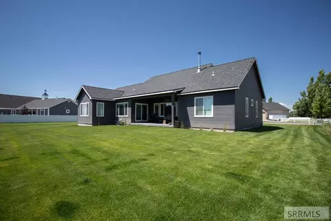 Exterior - 1133 Mcjon Ln, Rexburg, ID 83440 photo 3 of 4
