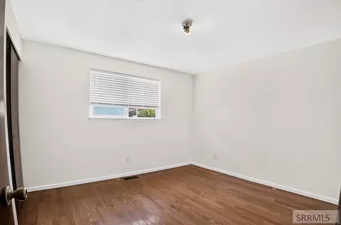 Bedroom - 102 E Custer St, Aberdeen, ID 83210 photo 3 of 5