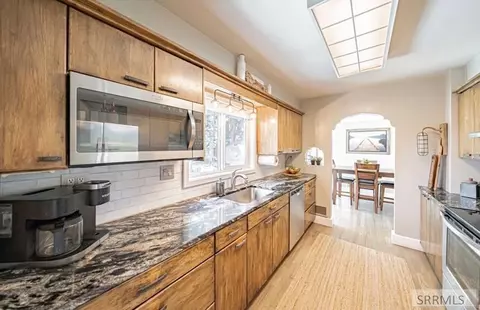 Kitchen - 5444 E 145 N, Rigby, ID 83442 photo 6 of 6