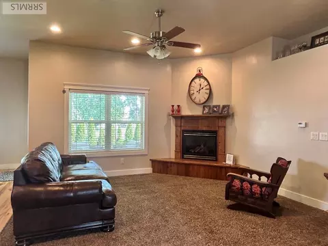 Living - 98 N 3250 E, Rigby, ID 83442 photo 1 of 4