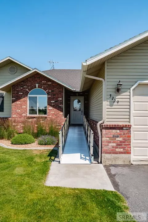 3729 E 10 N, Rigby, ID 83442 photo 2