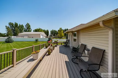 Exterior - 3729 E 10 N, Rigby, ID 83442 photo 6 of 11