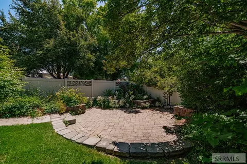 Exterior - 310 S 4th E, Rexburg, ID 83440 photo 7 of 9