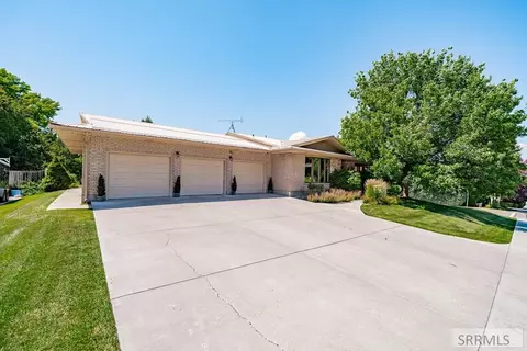 Exterior - 310 S 4th E, Rexburg, ID 83440 photo 3 of 9