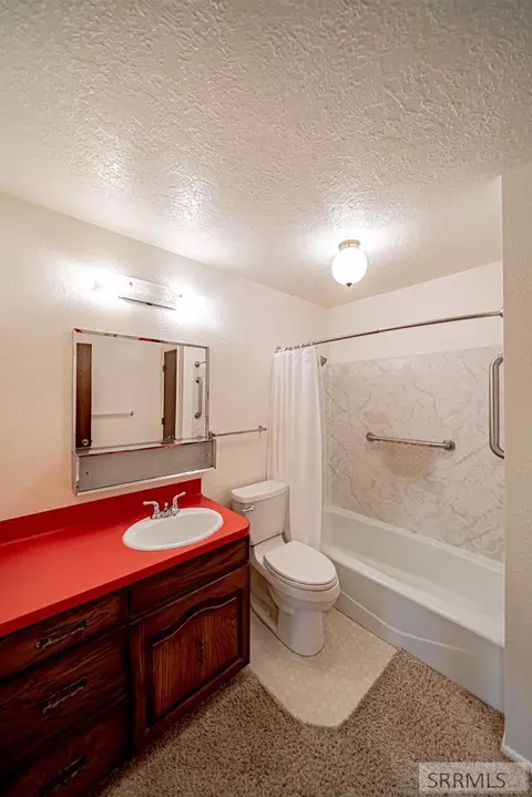 Bath - 310 S 4th E, Rexburg, ID 83440 photo 4 of 4