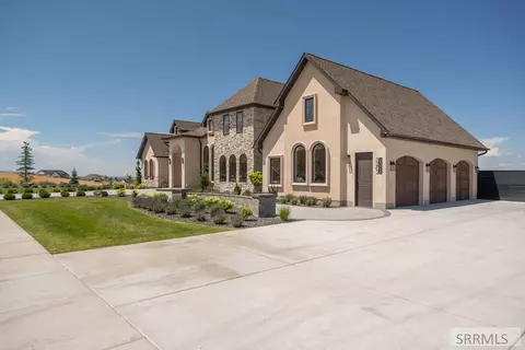 Exterior - 3262 Granger St, Ammon, ID 83406 photo 3 of 13