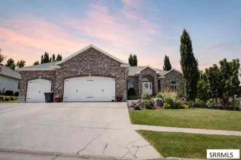 118 S Hidden Valley Rd, Rexburg, ID 83440