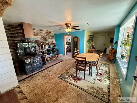 Dining - 2 Hammon Dr, Salmon, ID 83467 photo 2 of 2