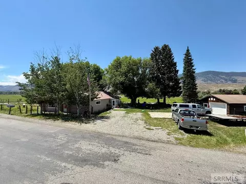Exterior - 2 Hammon Dr, Salmon, ID 83467 photo 5 of 12