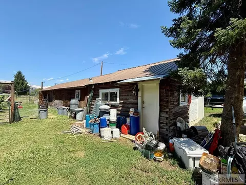 Exterior - 2 Hammon Dr, Salmon, ID 83467 photo 12 of 12