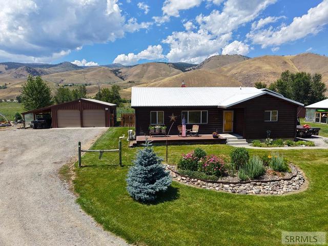 662 N Highway 93, Carmen, ID 83462