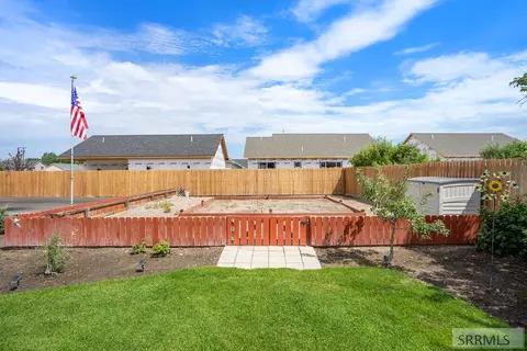 Exterior - 190 W 4 N, Rigby, ID 83442 photo 9 of 11