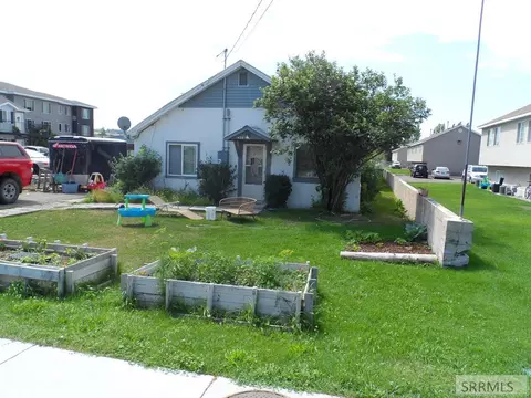 437 W 6th S, Rexburg, ID 83440