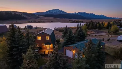 5083 Mallard Dr, Island Park, ID 83429