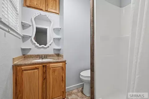 Bath - 194 N 3400 E, Rigby, ID 83442 photo 1 of 3