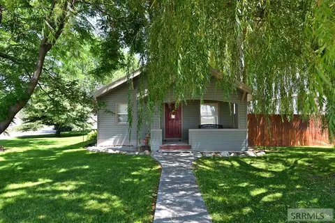 Exterior - 194 N 3400 E, Rigby, ID 83442 photo 2 of 10