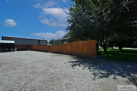 Exterior - 194 N 3400 E, Rigby, ID 83442 photo 6 of 10