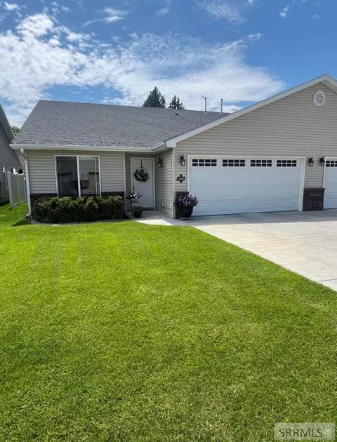 580 Gwen Loop, Blackfoot, ID 83221