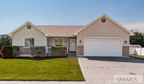 2751 N Midnight Blue Dr, Idaho Falls, ID 83401