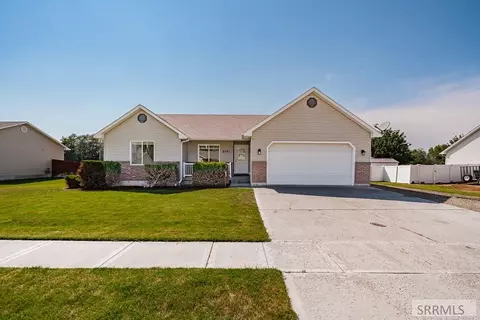 2751 N Midnight Blue Dr, Idaho Falls, ID 83401