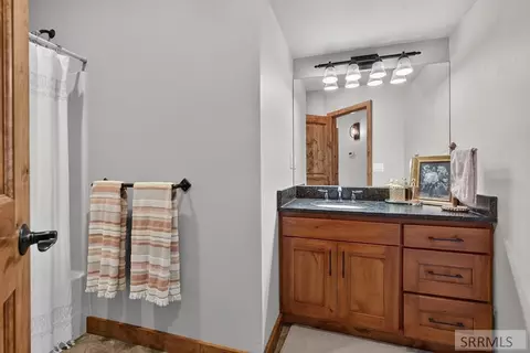Bath - 63 Mountain View Rd, Salmon, ID 83467 photo 1 of 8