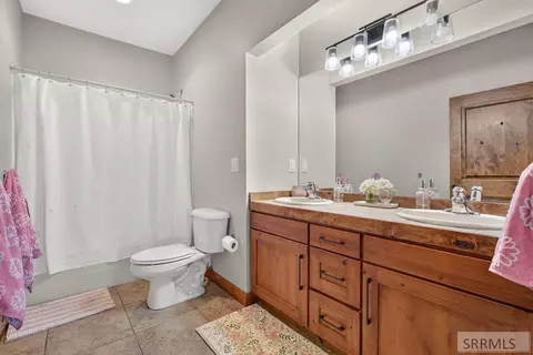 Bath - 63 Mountain View Rd, Salmon, ID 83467 photo 8 of 8