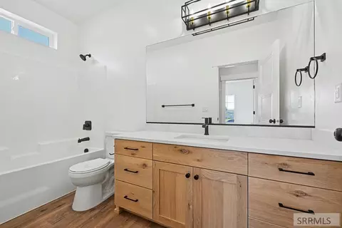 Bath - 3131 Elixir Rd, Ammon, ID 83406 photo 3 of 3