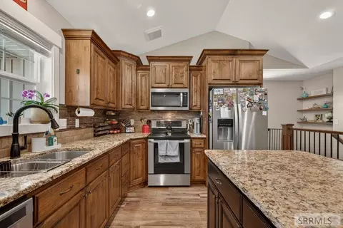 Kitchen - 206 N 3600 E, Rigby, ID 83442 photo 3 of 3