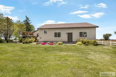 Exterior - 206 N 3600 E, Rigby, ID 83442 photo 5 of 10