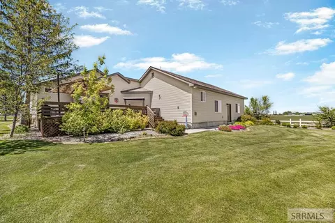 Exterior - 206 N 3600 E, Rigby, ID 83442 photo 6 of 10